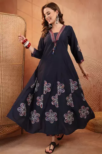  women ethnic motifs embroidered regular thread work  cotton kurta with trousers & with dupatta