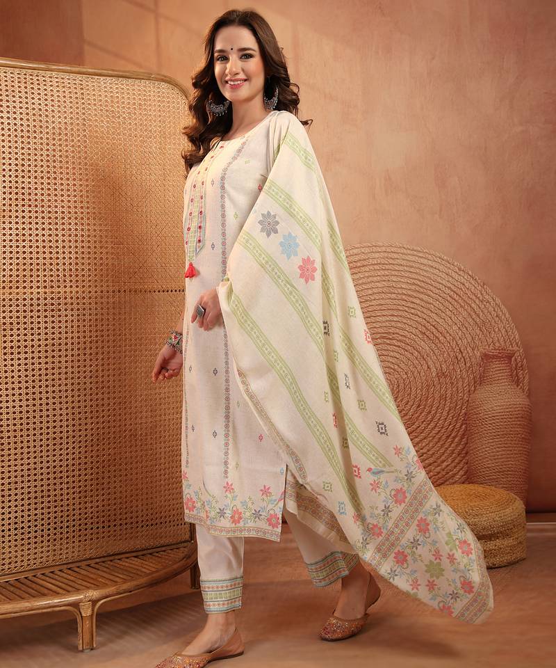 women floral printed regular thread work  cotton kurta with trousers & with dupatta