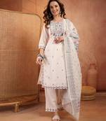  women ethnic motifs embroidered regular thread work  cotton kurta with palazzos & with dupatta