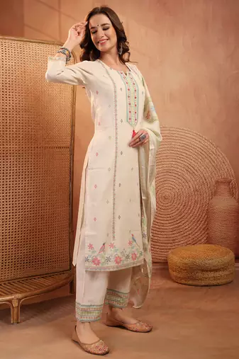  women floral printed regular thread work  cotton kurta with trousers & with dupatta