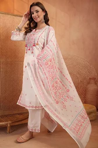  women ethnic motifs embroidered regular thread work  cotton kurta with palazzos & with dupatta