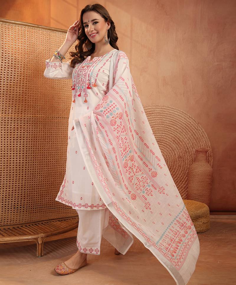  women ethnic motifs embroidered regular thread work  cotton kurta with palazzos & with dupatta