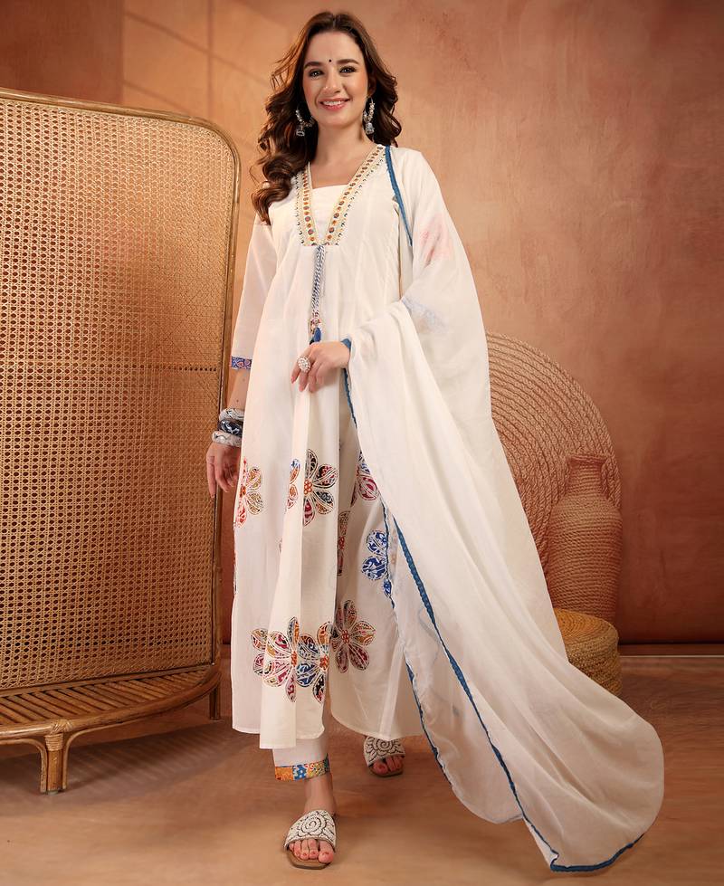  women floral embroidered regular thread work  cotton kurta with trousers & with dupatta