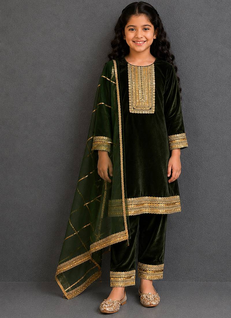 Bottle green embroidered velvet kurta set