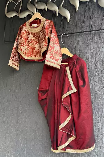Brown brocade draped skirt set