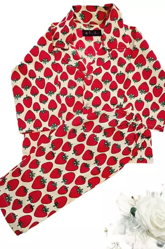 Strawberry red night suit