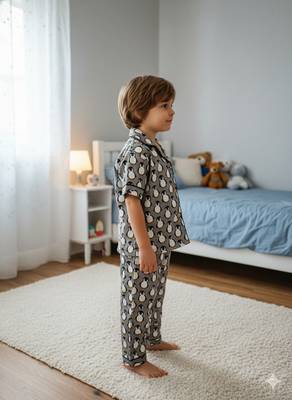 Penguin printed night suit 3