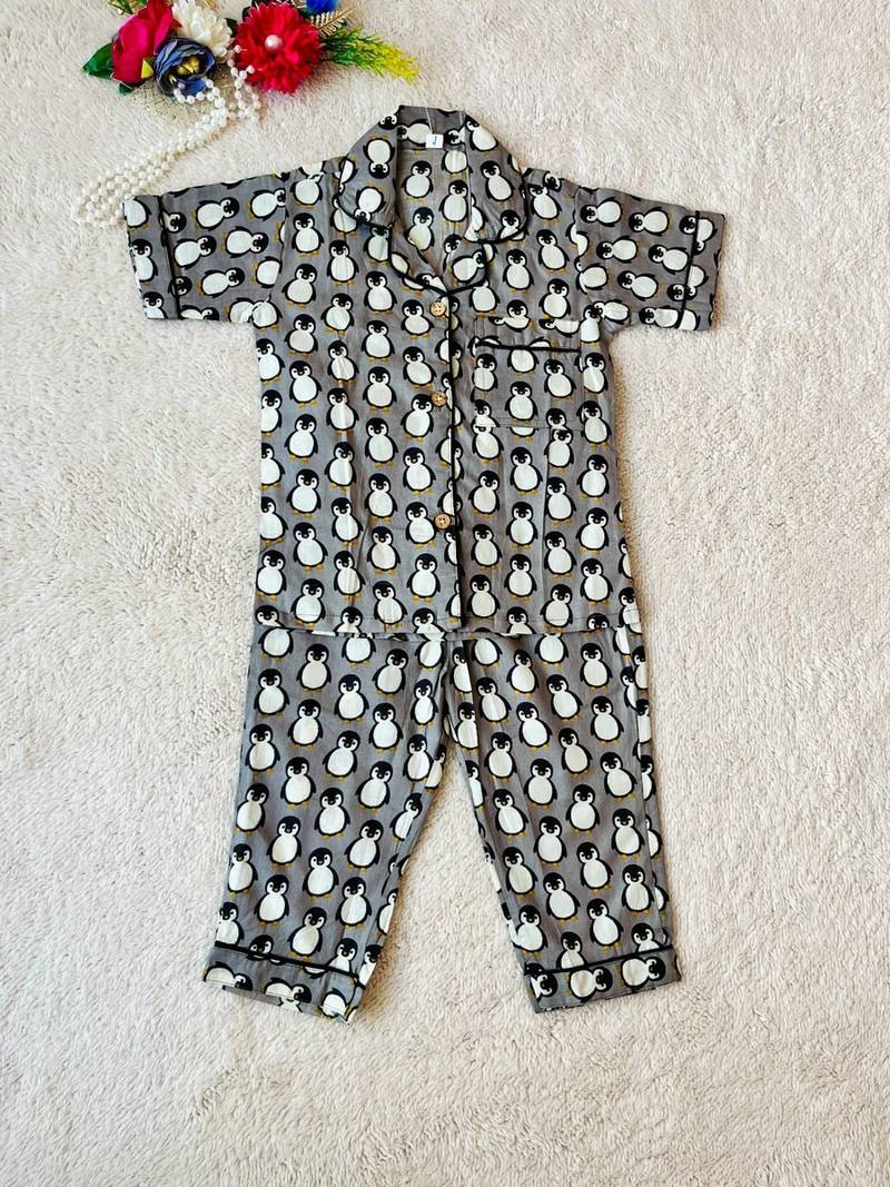 Penguin printed night suit