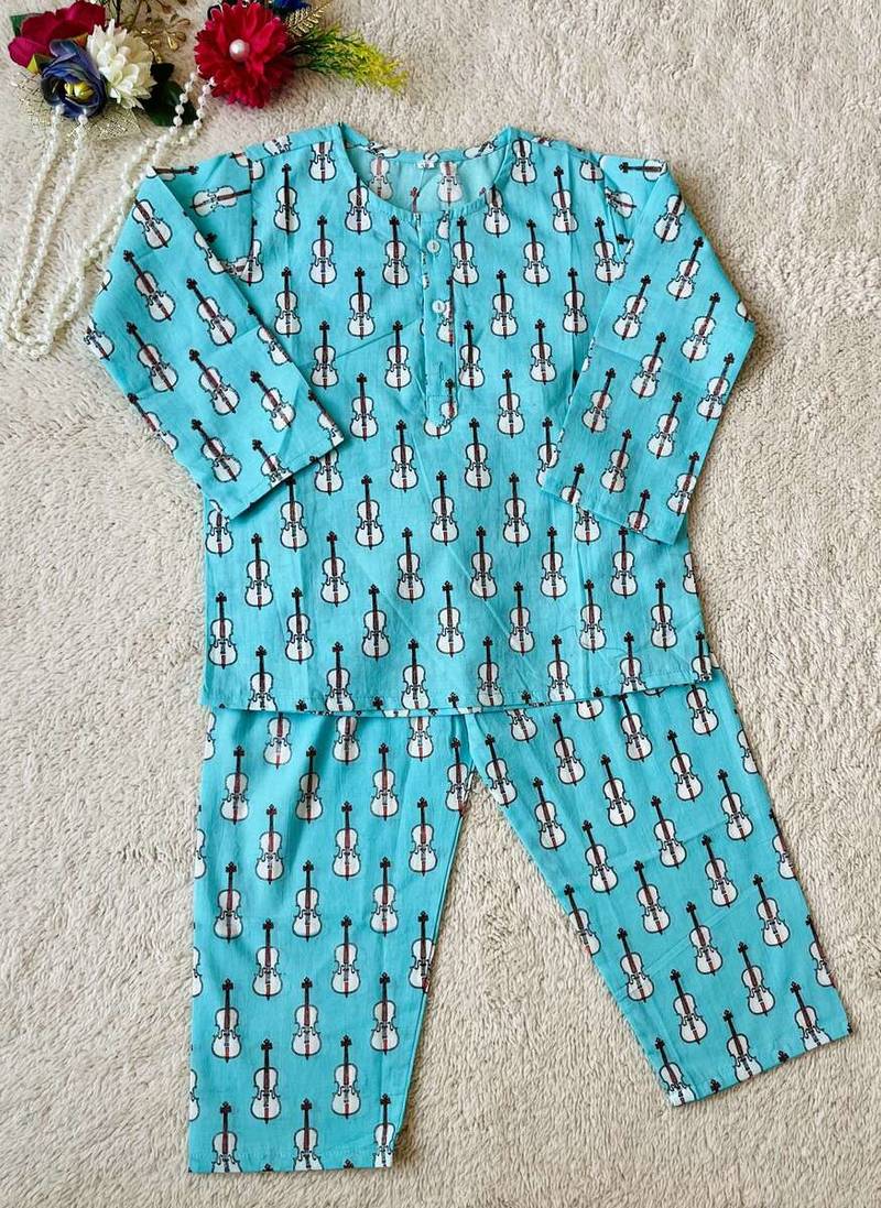 Guitar printed night suit