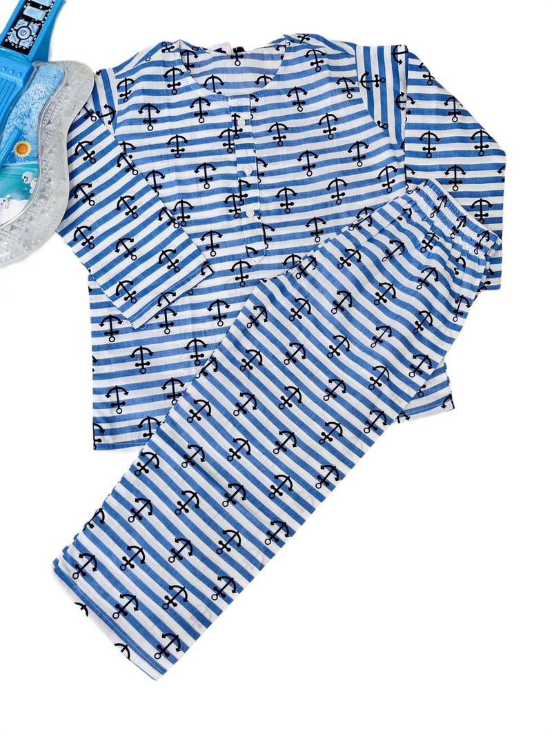 Anchor printed night suit