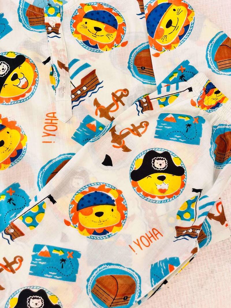 Cat printed night suit