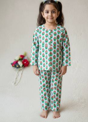 Cupcake printed night suit 1