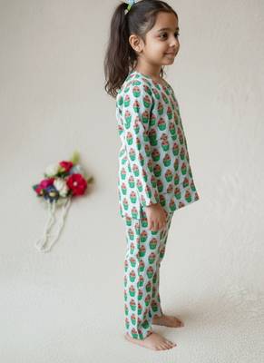 Cupcake printed night suit 3