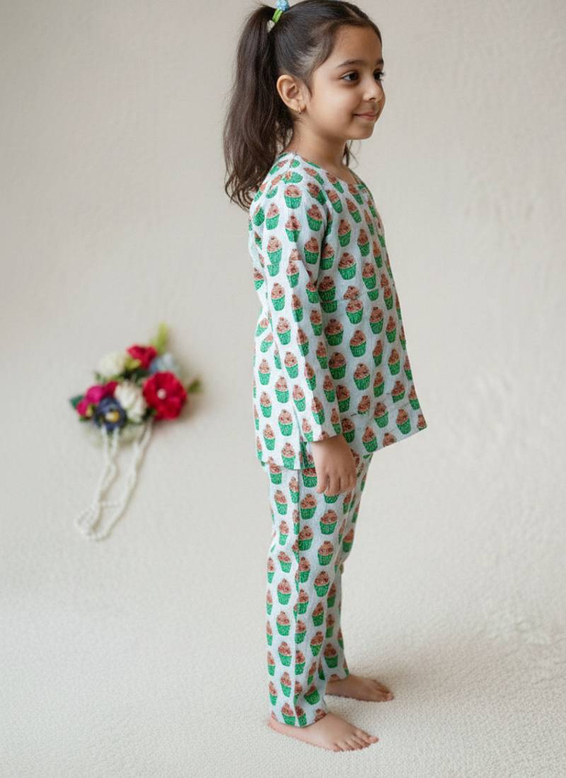 Cupcake printed night suit