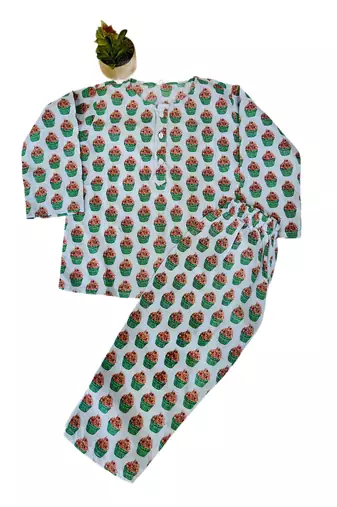 Cupcake printed night suit