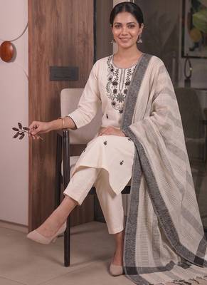 Off white cotton embroidered straight kurti with pant & printed cotton dupatta set 2