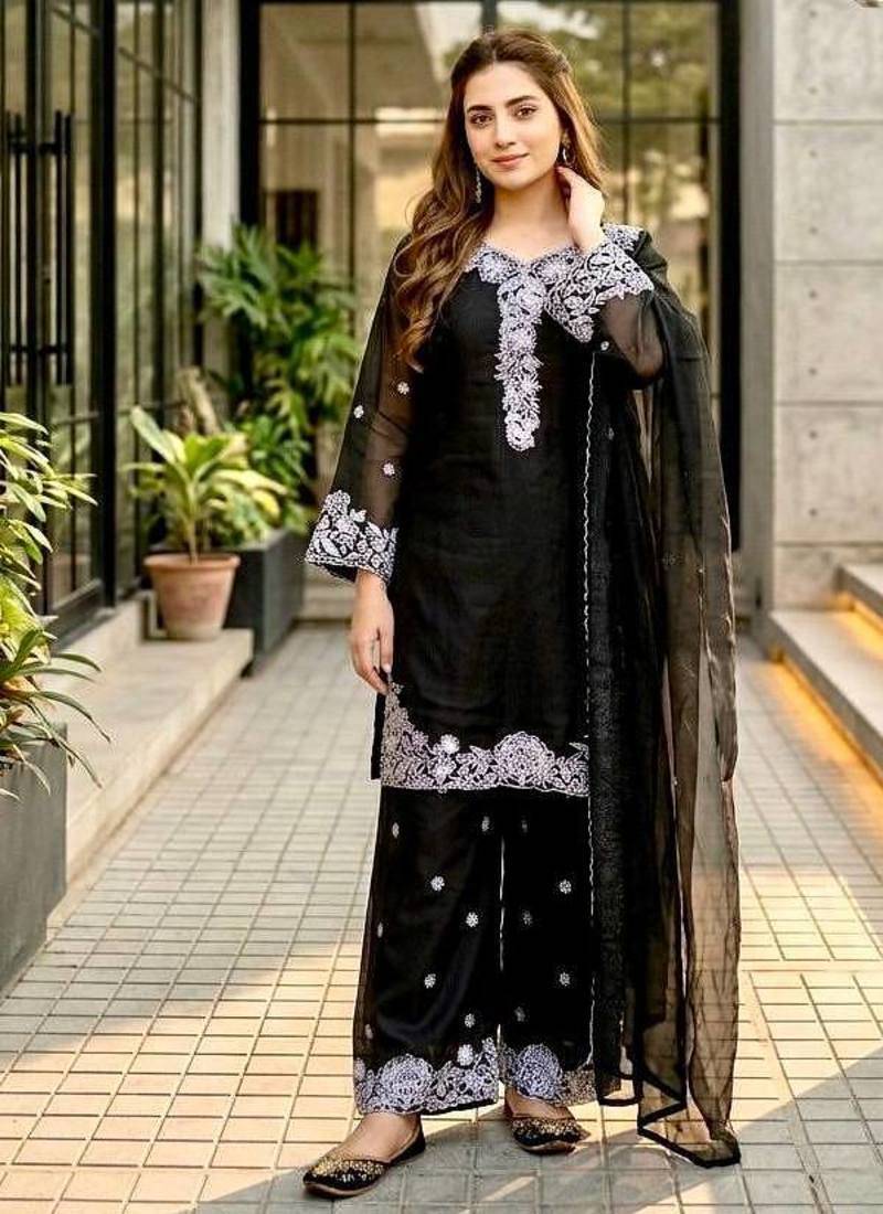 Black Color Embroidery And Sequance Work Chanderi Salwar Suit