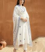 Women Floral Embroidered Regular Thread Work Pure Cotton Kurta with Trousers & With Dupatta
