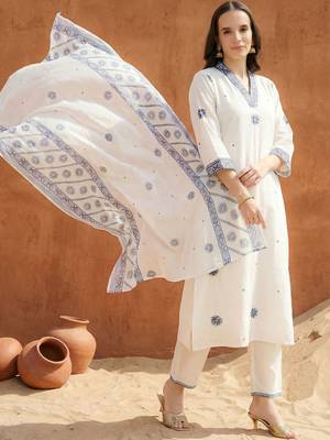 Women Floral Embroidered Regular Thread Work Pure Cotton Kurta with Trousers & With Dupatta 3