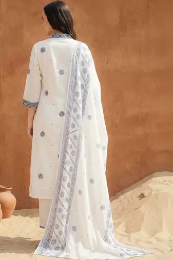 Women Floral Embroidered Regular Thread Work Pure Cotton Kurta with Trousers & With Dupatta