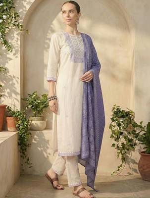 Women Ethnic Motifs Embroidered Regular Thread Work Pure Cotton Kurta with Trousers & With Dupatta 3