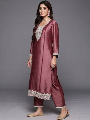 Women Ethnic Motifs Embroidered Kurta with Trousers & Dupatta 3