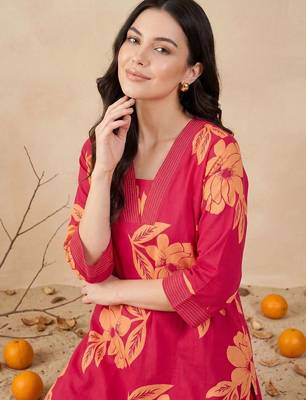 Women Floral Printed Regular Pure Cotton Kurta with Trousers 2