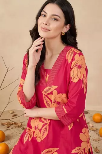 Women Floral Printed Regular Pure Cotton Kurta with Trousers