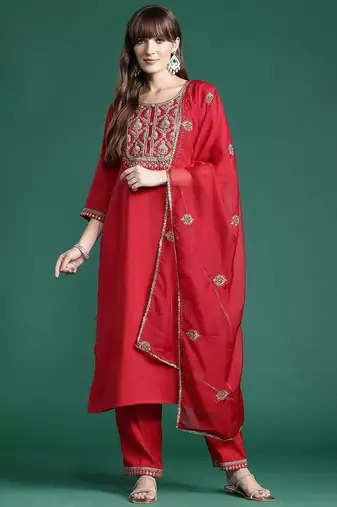 Ethnic Motifs Embroidered Liva Kurta With Trousers & Dupatta