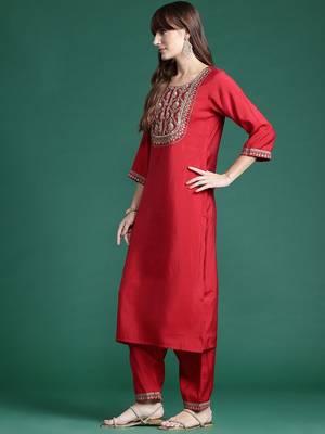 Ethnic Motifs Embroidered Liva Kurta With Trousers & Dupatta 6