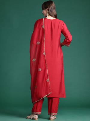 Ethnic Motifs Embroidered Liva Kurta With Trousers & Dupatta 7