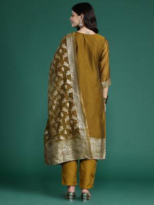 Women Ethnic Motifs Woven Design Kurta with Trousers & With Dupatta 6