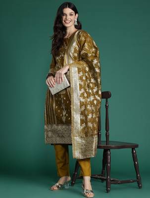 Women Ethnic Motifs Woven Design Kurta with Trousers & With Dupatta 7