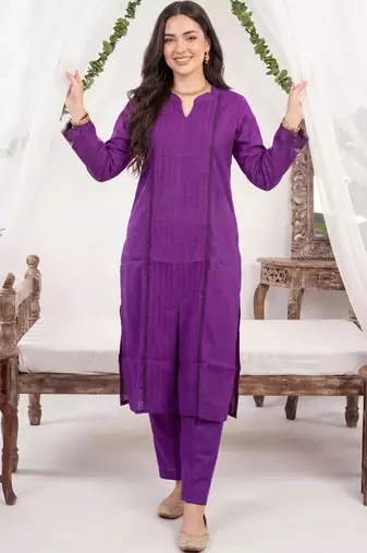 Women Ethnic Motifs Embroidered Regular Thread Work Kurta with Trousers