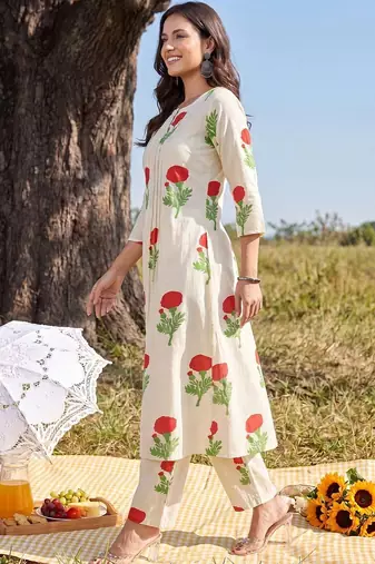 Women Floral Printed Regular Pure Cotton Kurta with Trousers