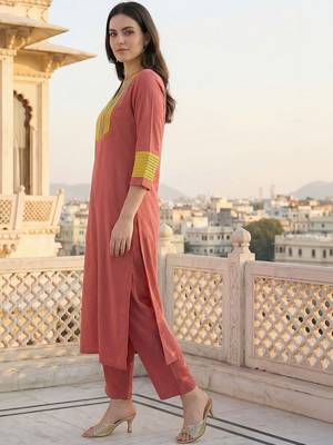 Women Colourblocked Regular Sequinned Kurta with Trousers 3