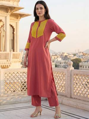 Women Colourblocked Regular Sequinned Kurta with Trousers 4