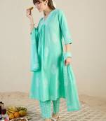 Women Ethnic Motifs Printed Regular Thread Work Pure Cotton Kurta with Trousers & With Dupatta