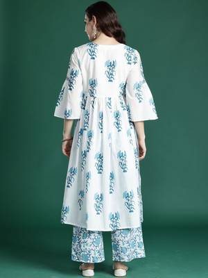 Women Floral Printed Cotton A-Line Kurta with Palazzos 4