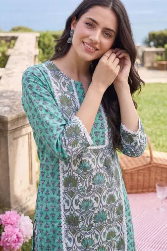 Women Ethnic Motifs Printed Regular Pure Cotton Kurta with Pyjamas