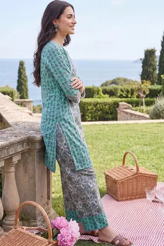 Women Ethnic Motifs Printed Regular Pure Cotton Kurta with Pyjamas