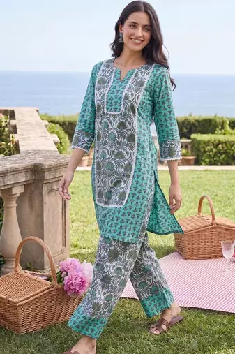 Women Ethnic Motifs Printed Regular Pure Cotton Kurta with Pyjamas