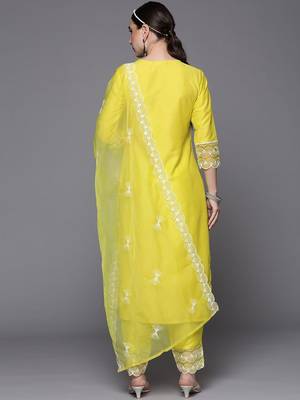 Women Ethnic Motifs Embroidered Thread Work Kurta with Trousers & Dupatta 5