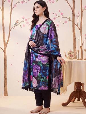 Women Floral Printed Regular Kurta with Trousers & With Dupatta 3