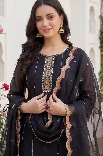 Women Floral Embroidered Regular Mirror Work Kurta with Trousers & With Dupatta