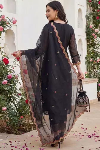 Women Floral Embroidered Regular Mirror Work Kurta with Trousers & With Dupatta