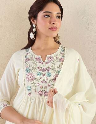 Women Floral Embroidered Empire Thread Work Pure Cotton Kurta with Trousers & With Dupatta 1