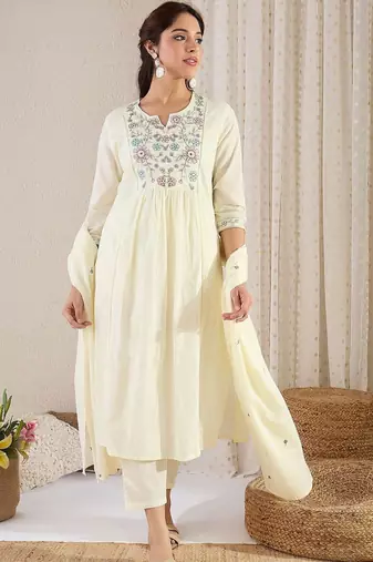 Women Floral Embroidered Empire Thread Work Pure Cotton Kurta with Trousers & With Dupatta