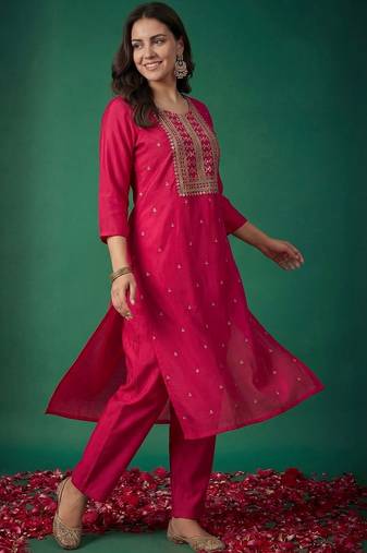 Women Ethnic Motifs Embroidered Regular Kurta with Trousers