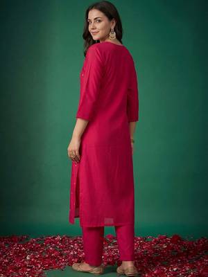 Women Ethnic Motifs Embroidered Regular Kurta with Trousers 4